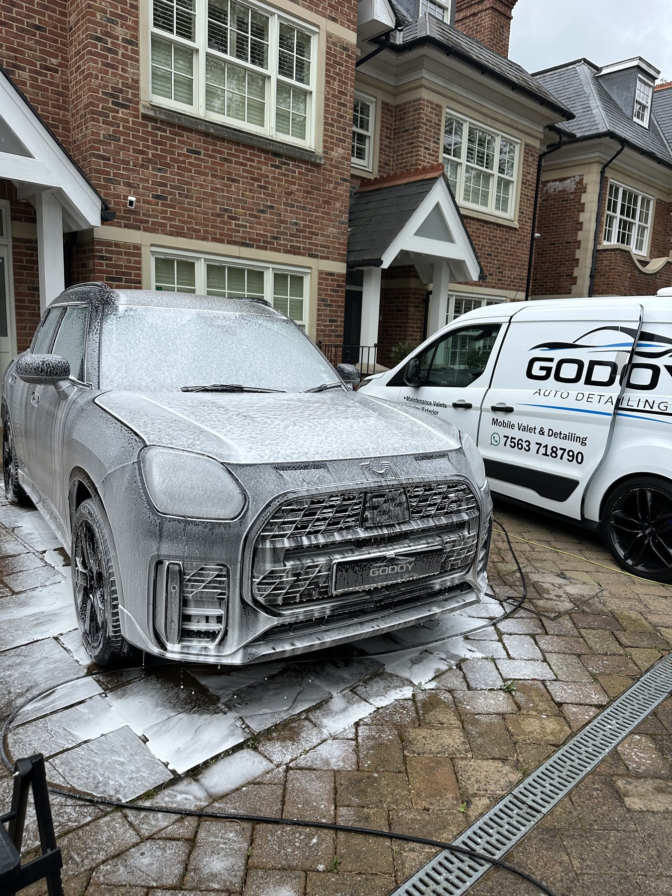 Mini Countryman foam wash before detailing