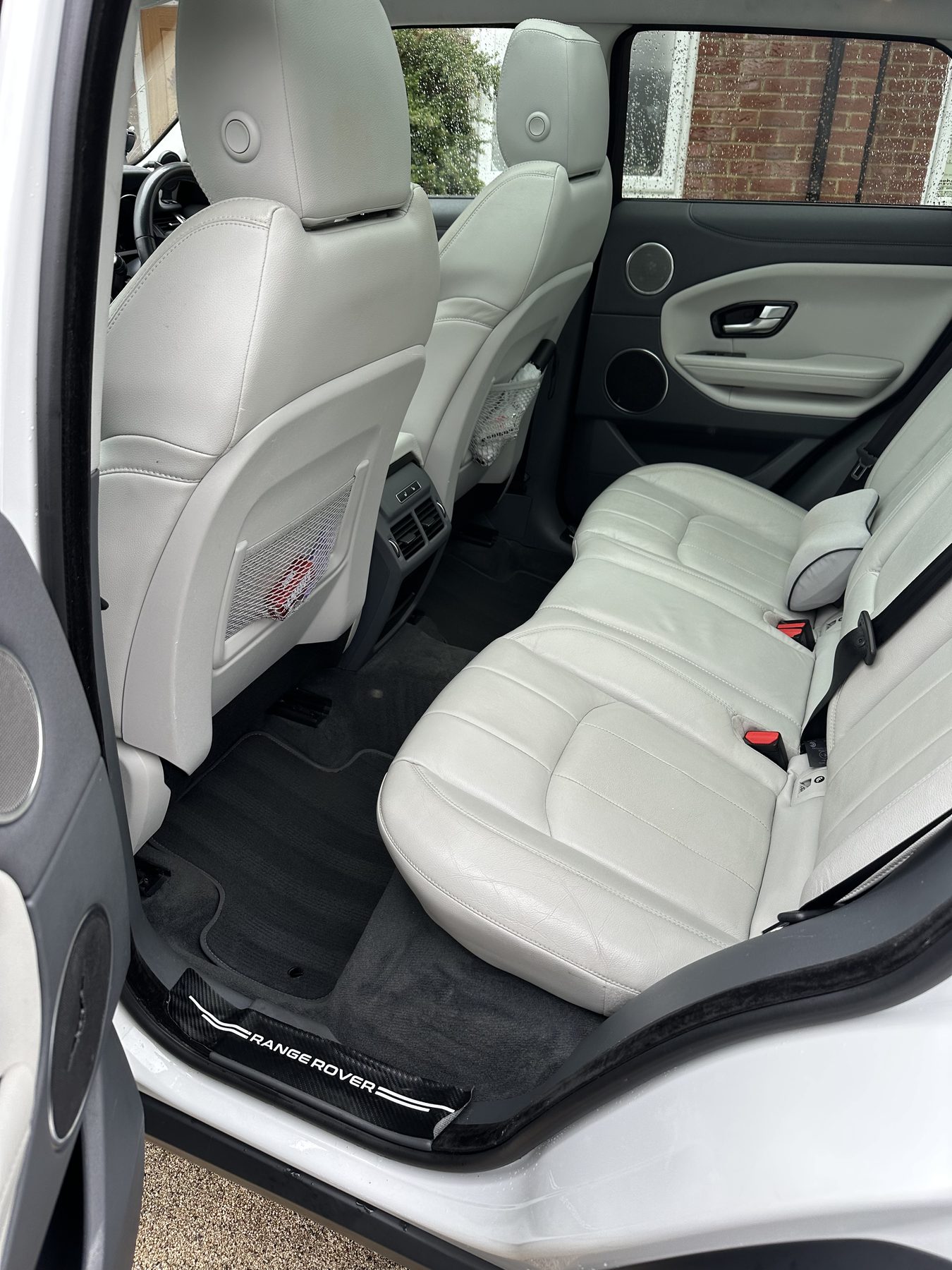 Range Rover Evoque rear seats after cleaning